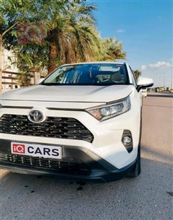 تۆیۆتا ڕاڤ 4